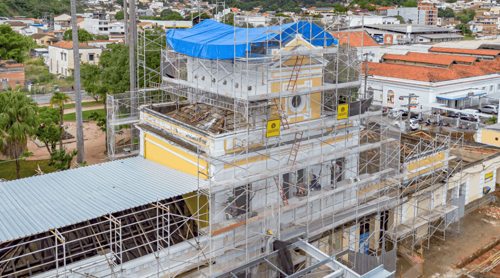 Construpower avança na restauração da Rodoviária Princesa da Serra um marco histórico de Valença-RJ